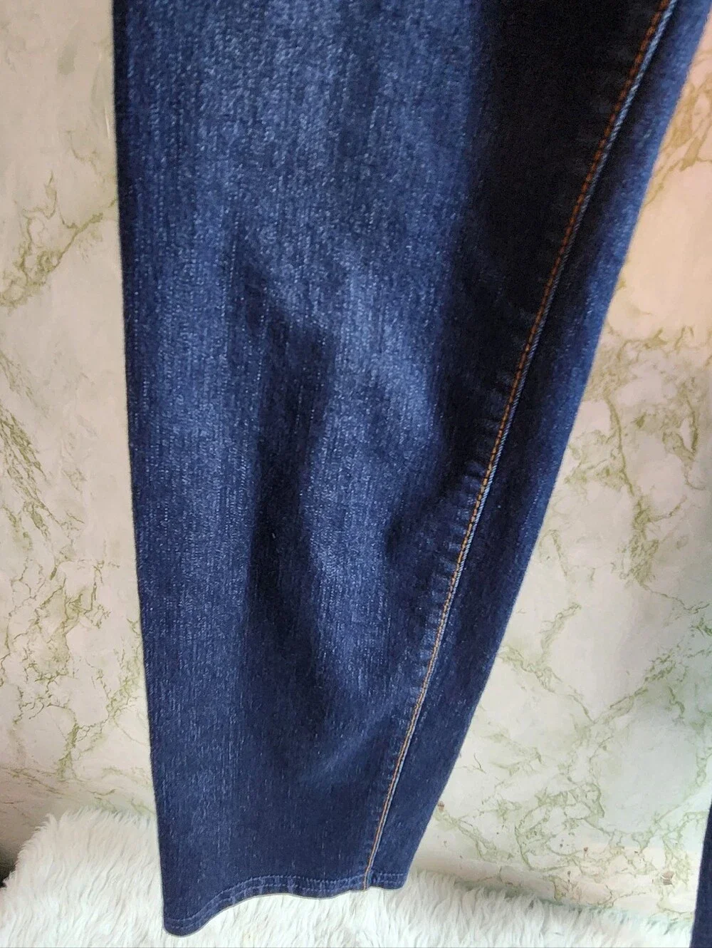 Old Navy Pull-on Style Skinny Jeans - Picture 6 of 13